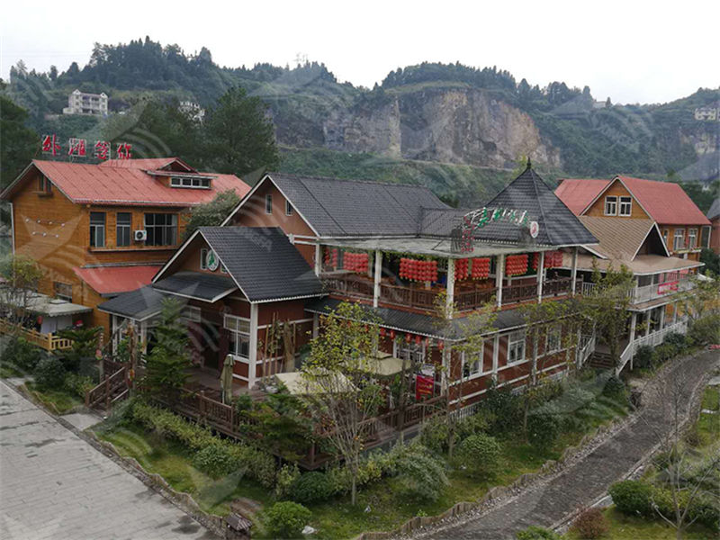 選擇合成樹脂瓦，為南方屋頂雨季防水護(hù)航